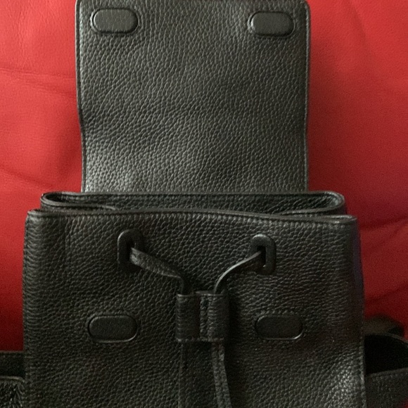 NWOT Tory Burch Thea Black Pebbled Leather Mini Backpack Bag - Picture 9 of 13